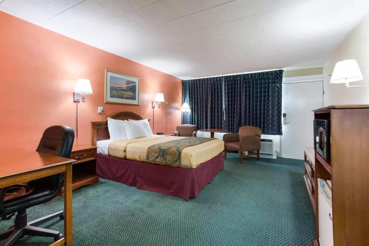 Royal Inn Clearfield Eksteriør bilde
