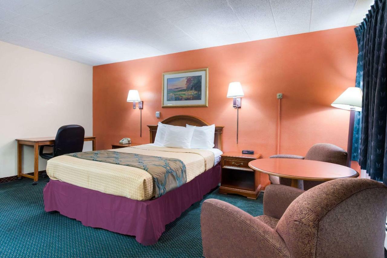 Royal Inn Clearfield Eksteriør bilde
